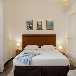 Palazzo De Tomasi B&B